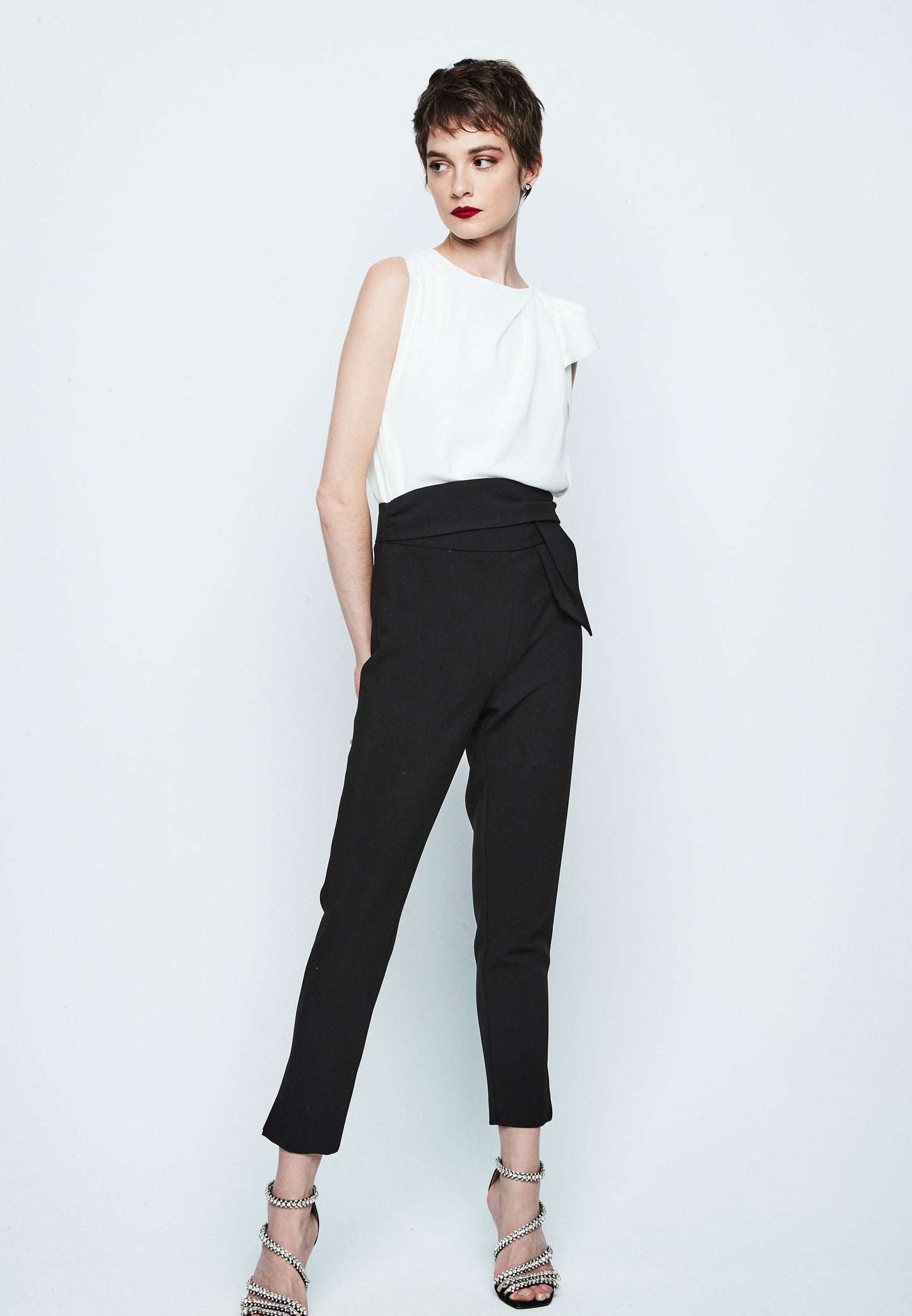 Pantalón carrot TURMALINA
