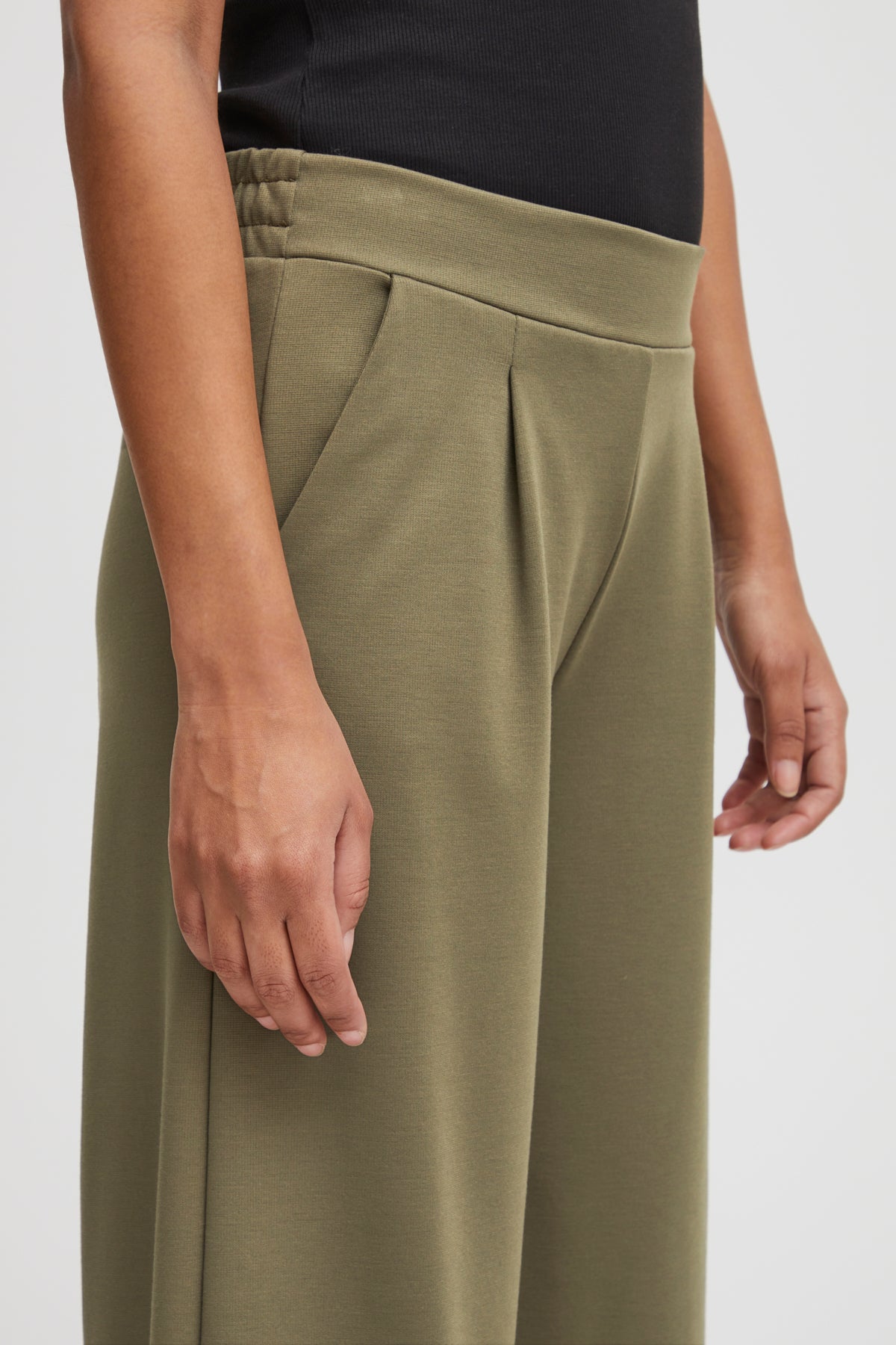 Pantalón ancho cropped EMANUELE caqui