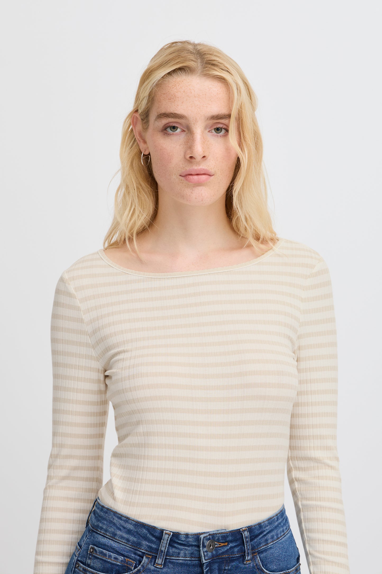 Camiseta elástica con estampado a rayas MILLA