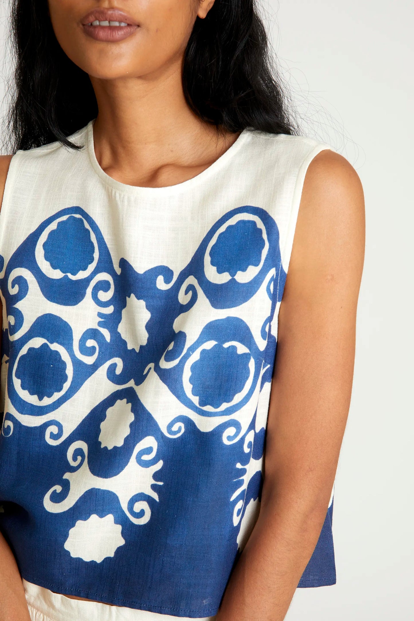 Top corto estampado AGORA