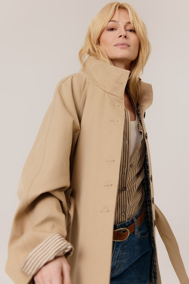 Gabardina corta FREYA
