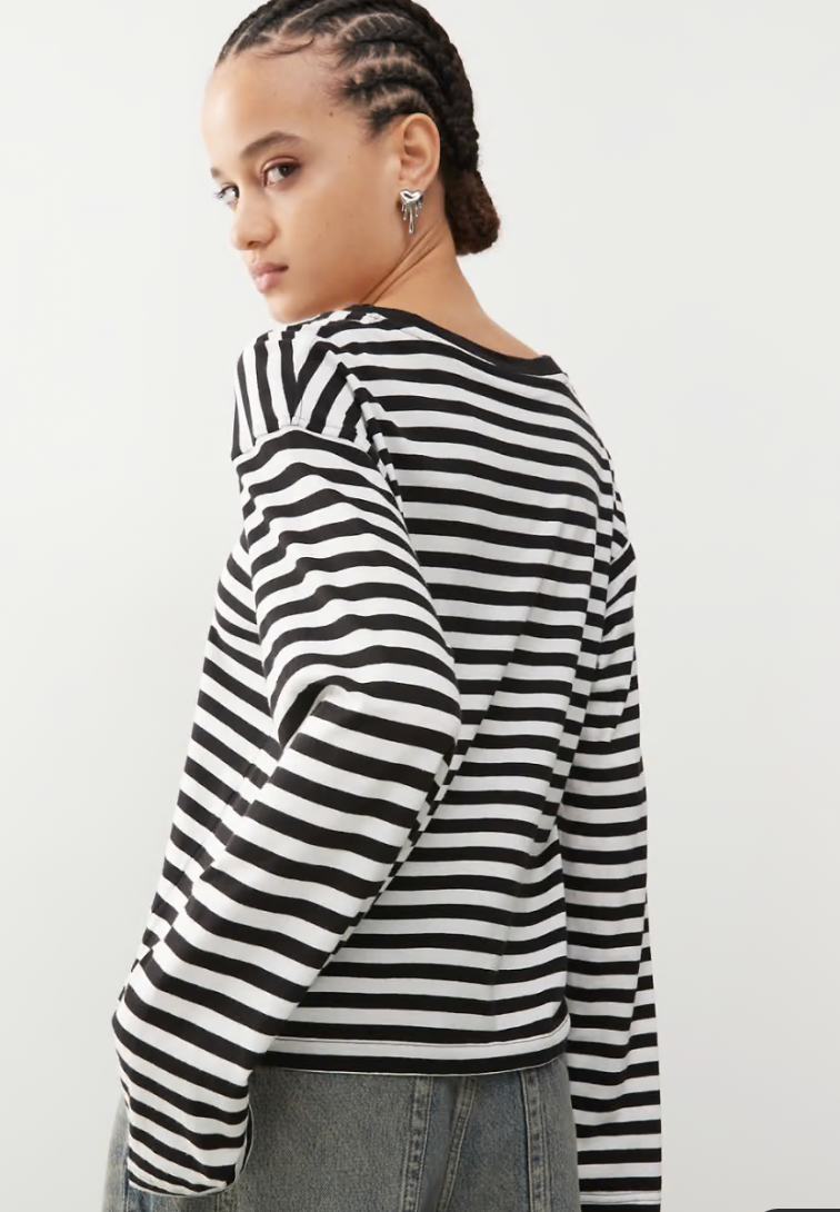 Camiseta oversize de rayas horizontales de Monki