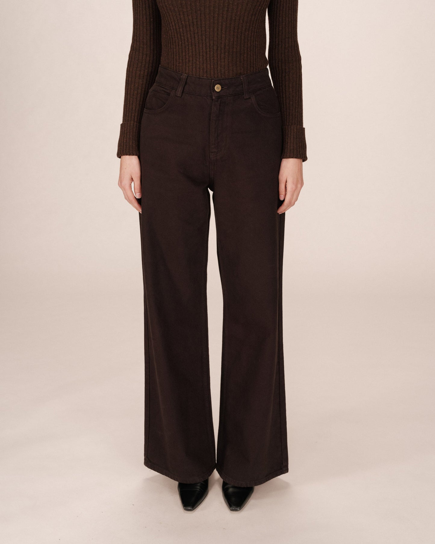 Pantalón vaquero chocolate BUFFY