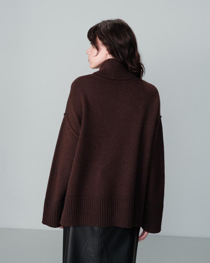 Jersey cuello alto marrón chocolate BERENICE