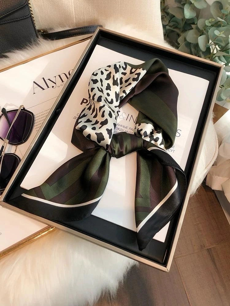 Pañuelo leopardo DIMITRI