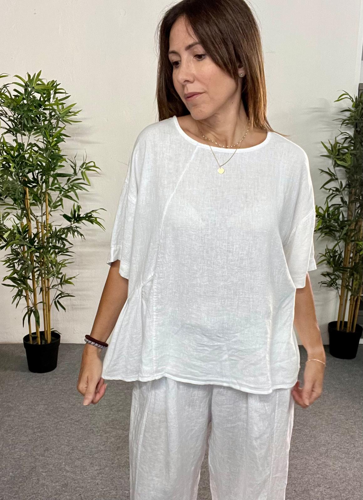 Blusa de lino blanco ligera