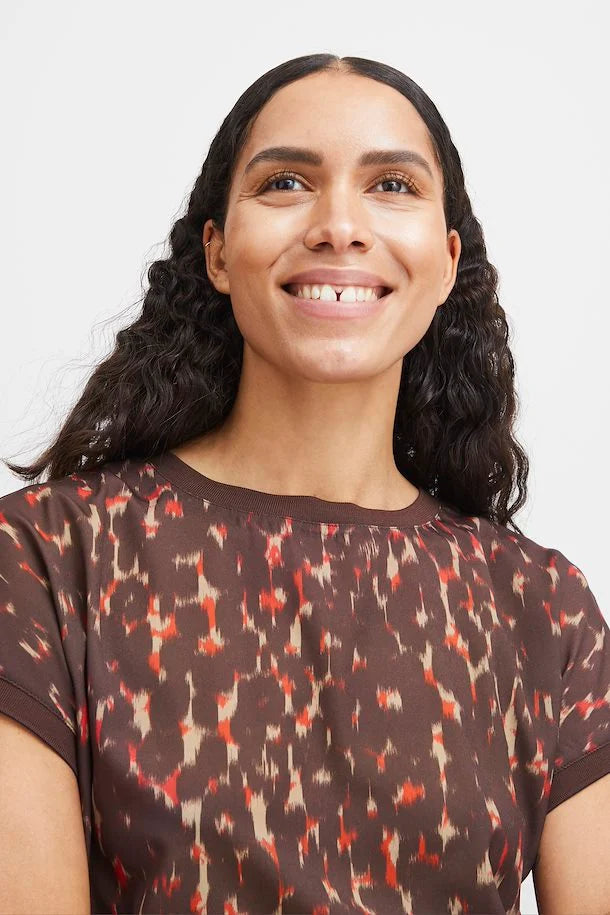 Camiseta con estampado LEOMIE