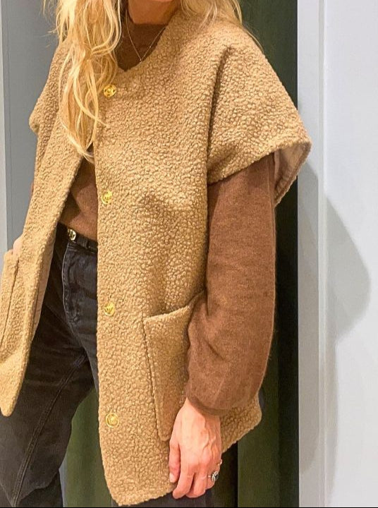 Chaquetón borreguito camel BHARTI