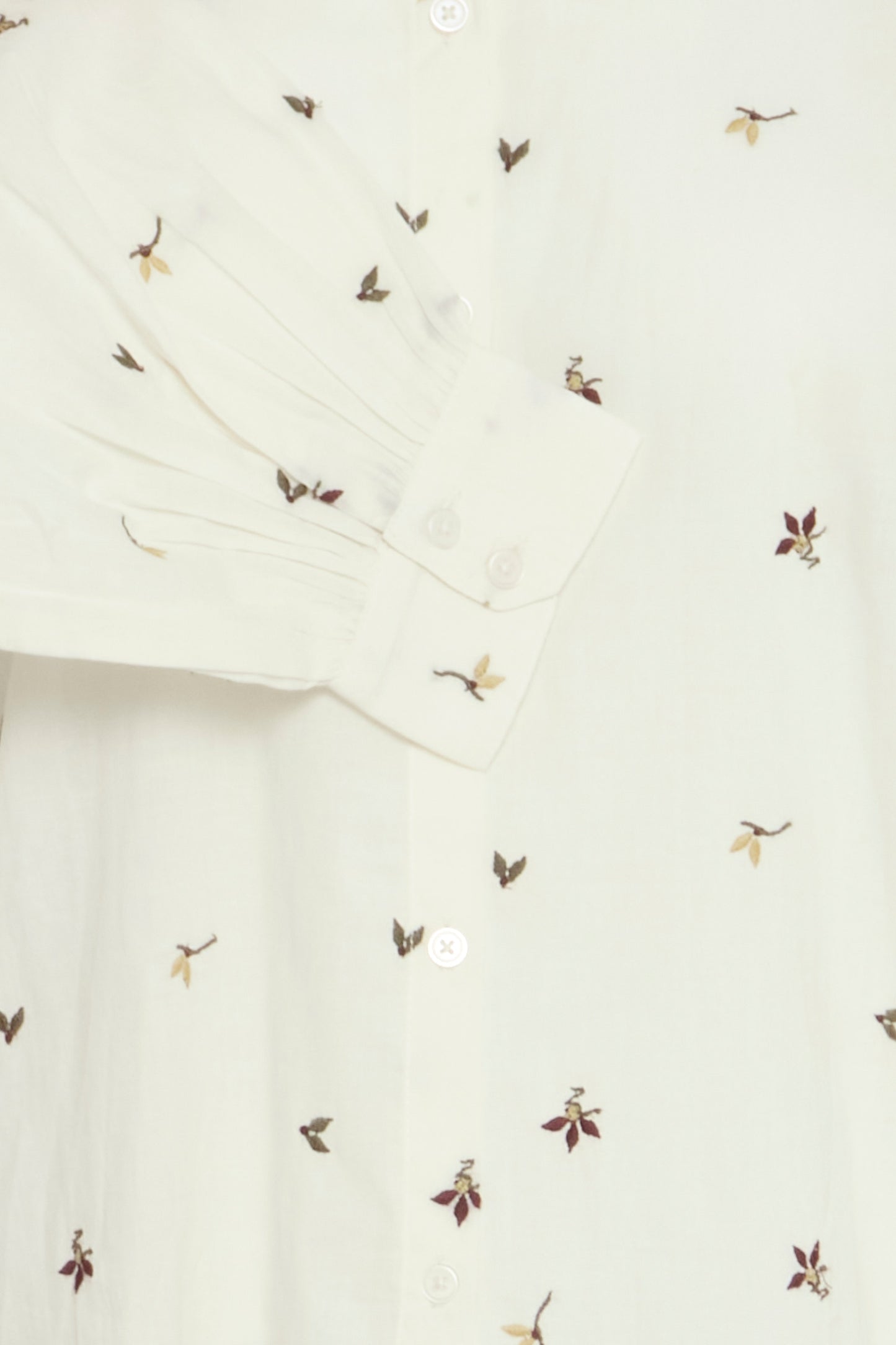 Camisa con bordados BRUNA