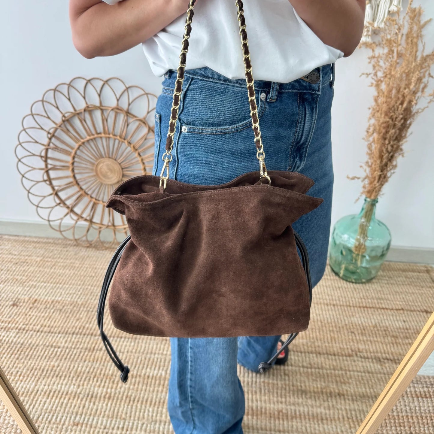Bolso fruncido serraje marrón