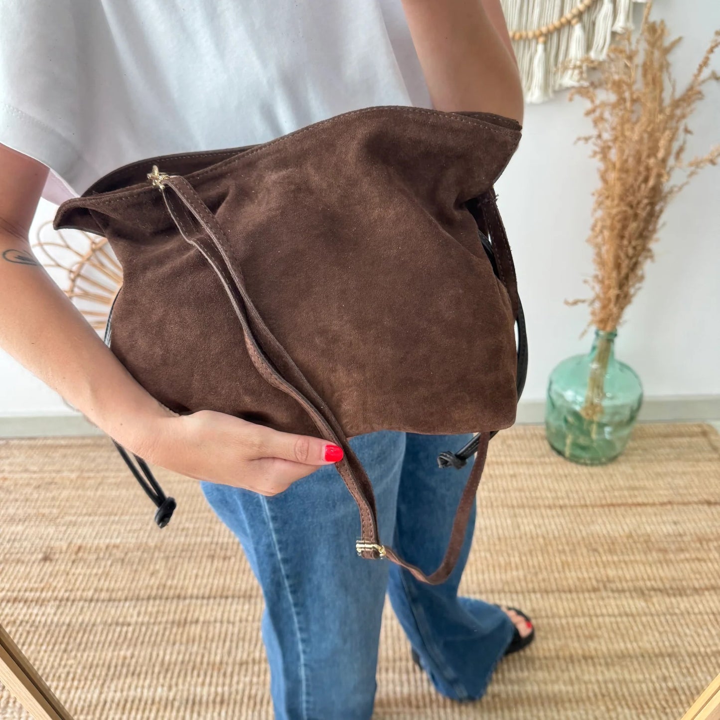 Bolso fruncido serraje marrón