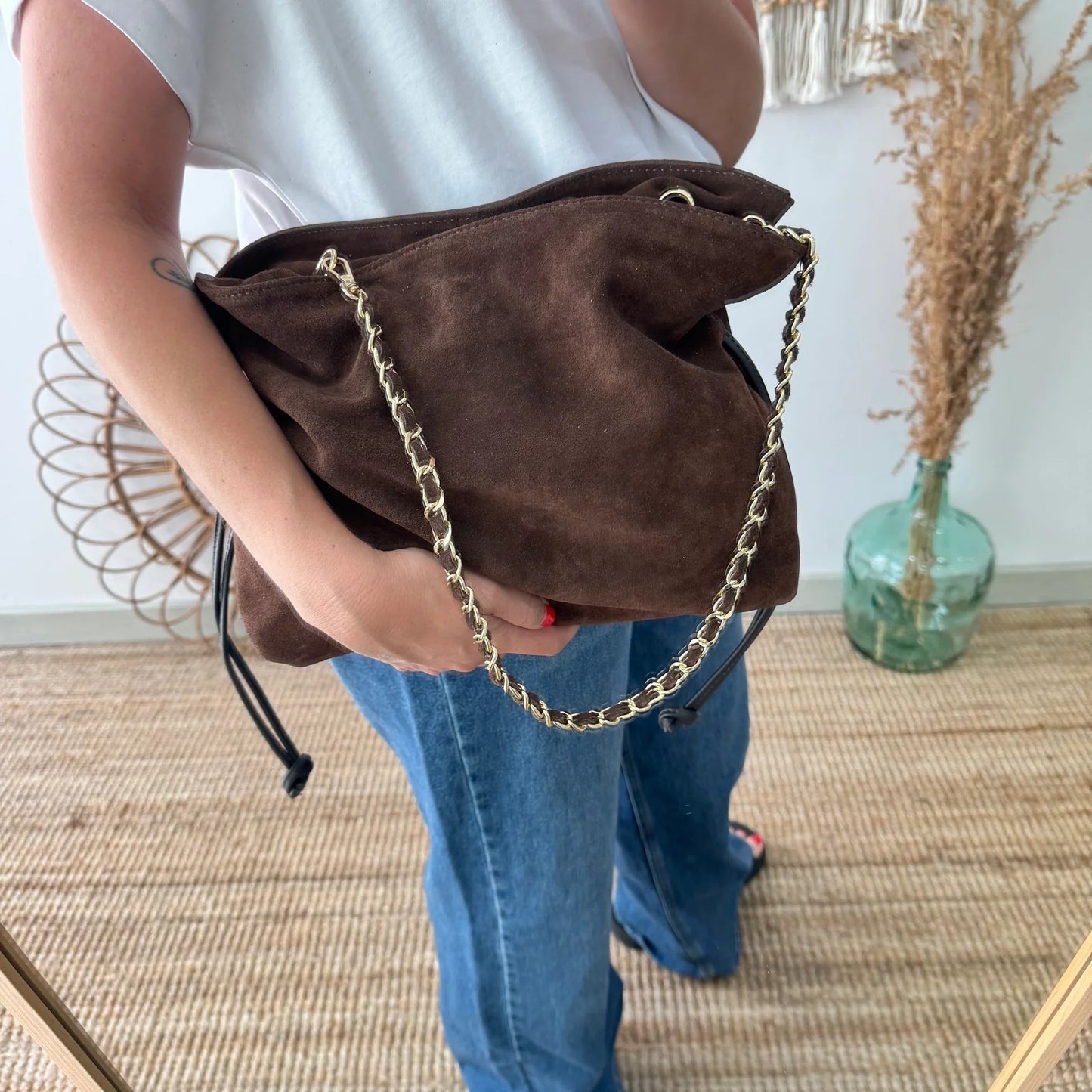 Bolso fruncido serraje marrón