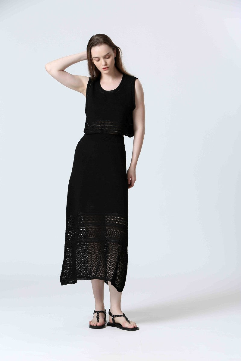 Falda midi canalada negra MARTINA