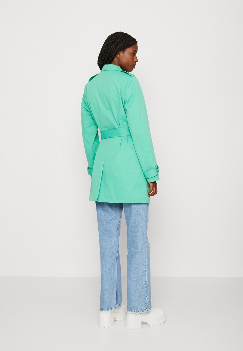 Gabardina verde EMILY