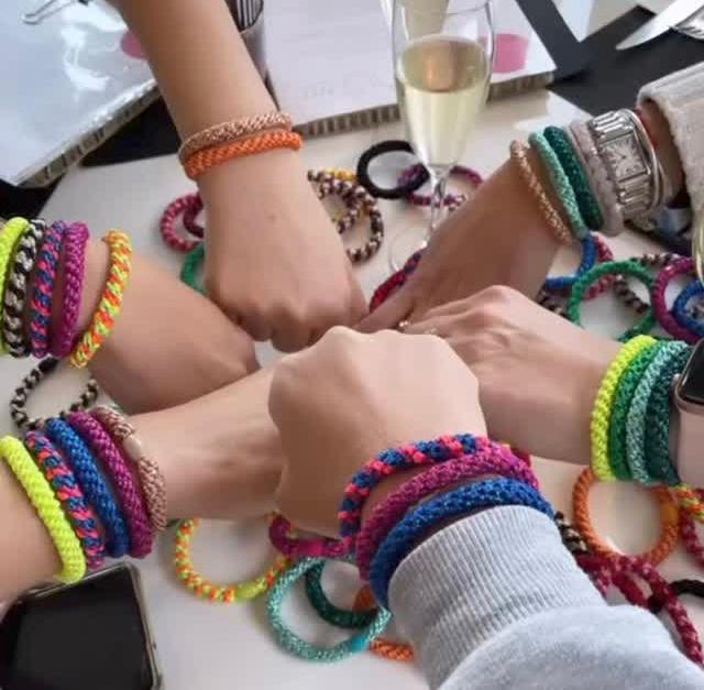 Goma de pelo KNEKKI esmeralda glitter