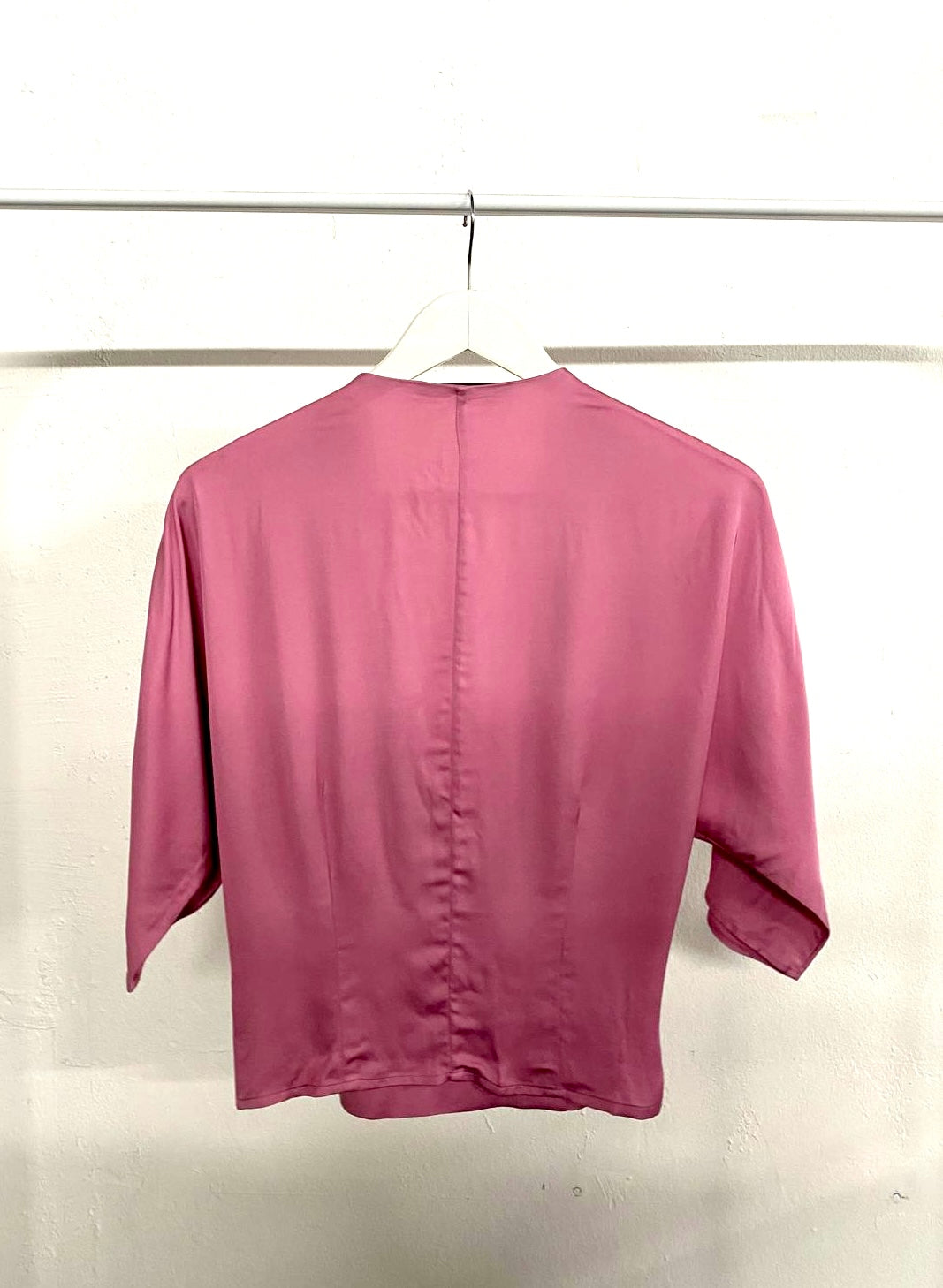 Blusa rosa de Uterqüe