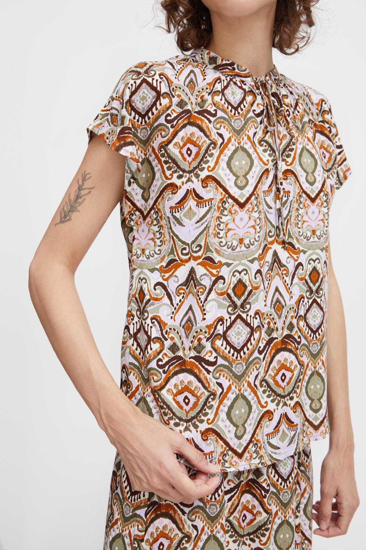 Blusa estampada ALOE