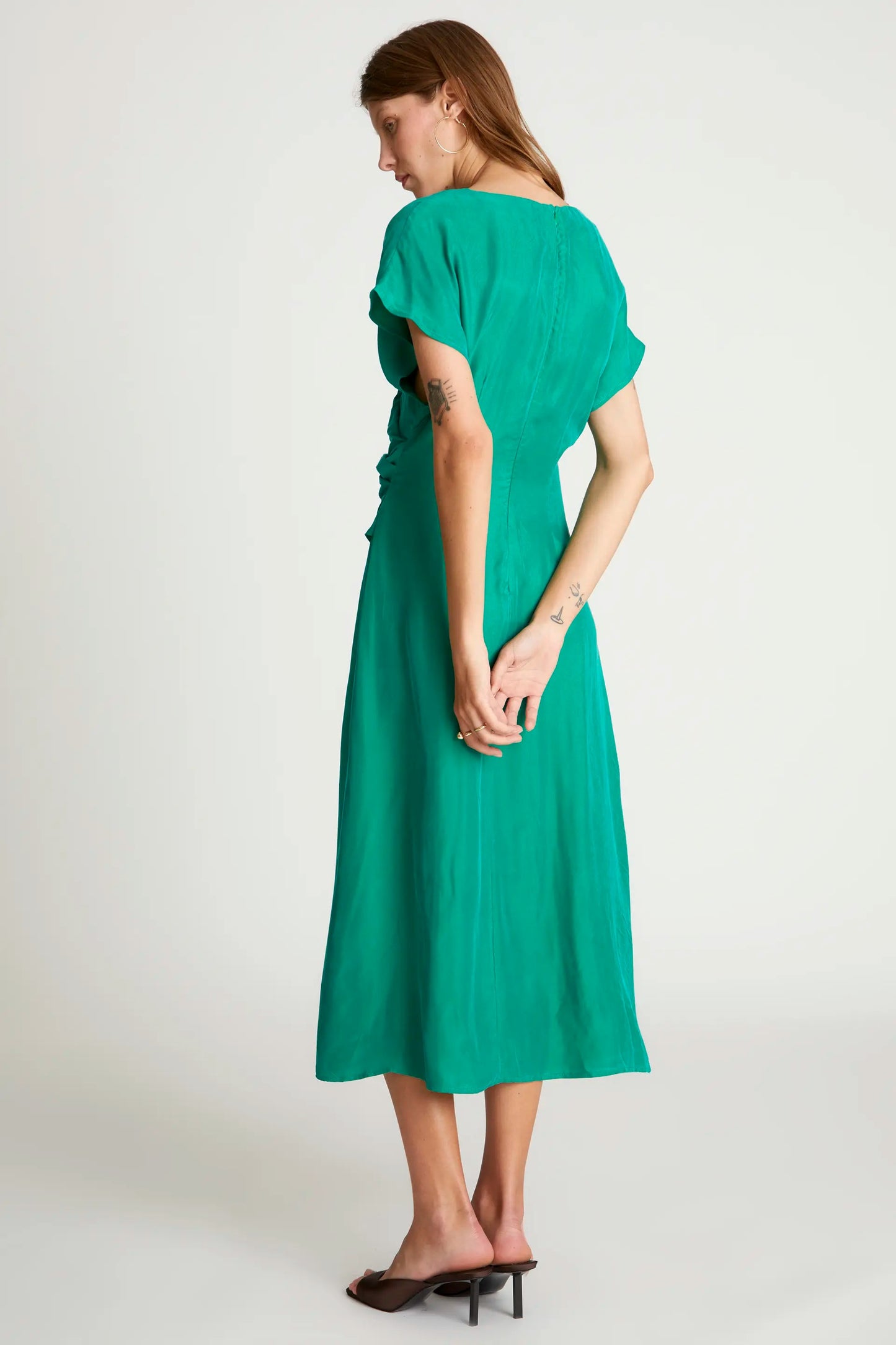 Vestido midi manga corta verde MOLLY
