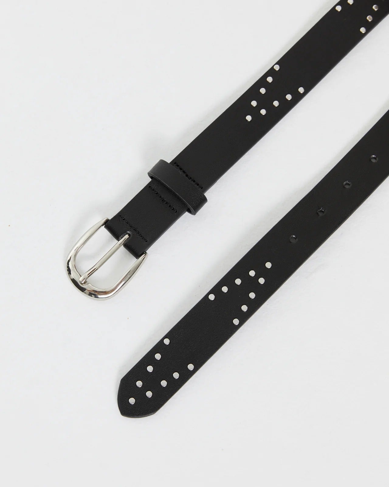 Cinturón negro con tachuelas BALIA