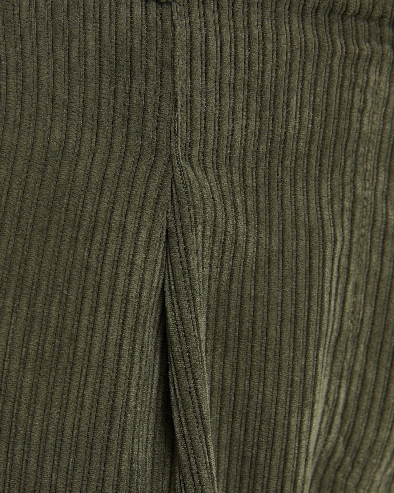 Pantalón de pana ancho tobillero BECA