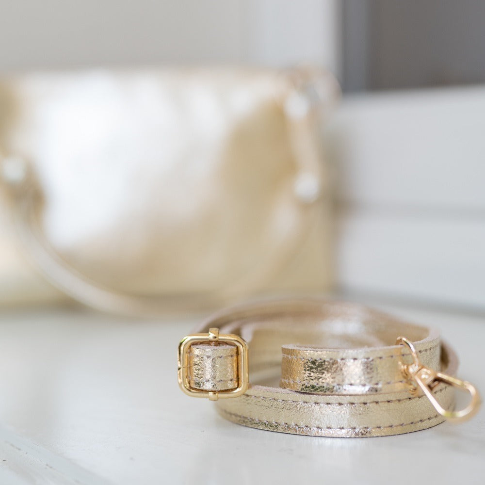 Bolso de piel dorado metálico BINNA