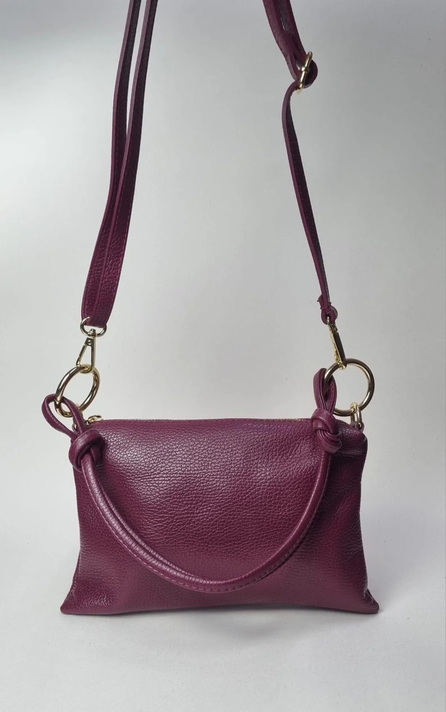 Bolso de piel burdeos BINNA