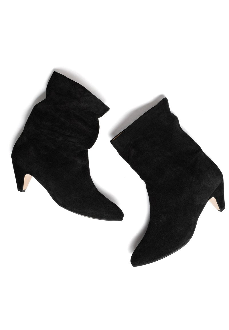 Botas holgadas de ante negro ANONYMOUS