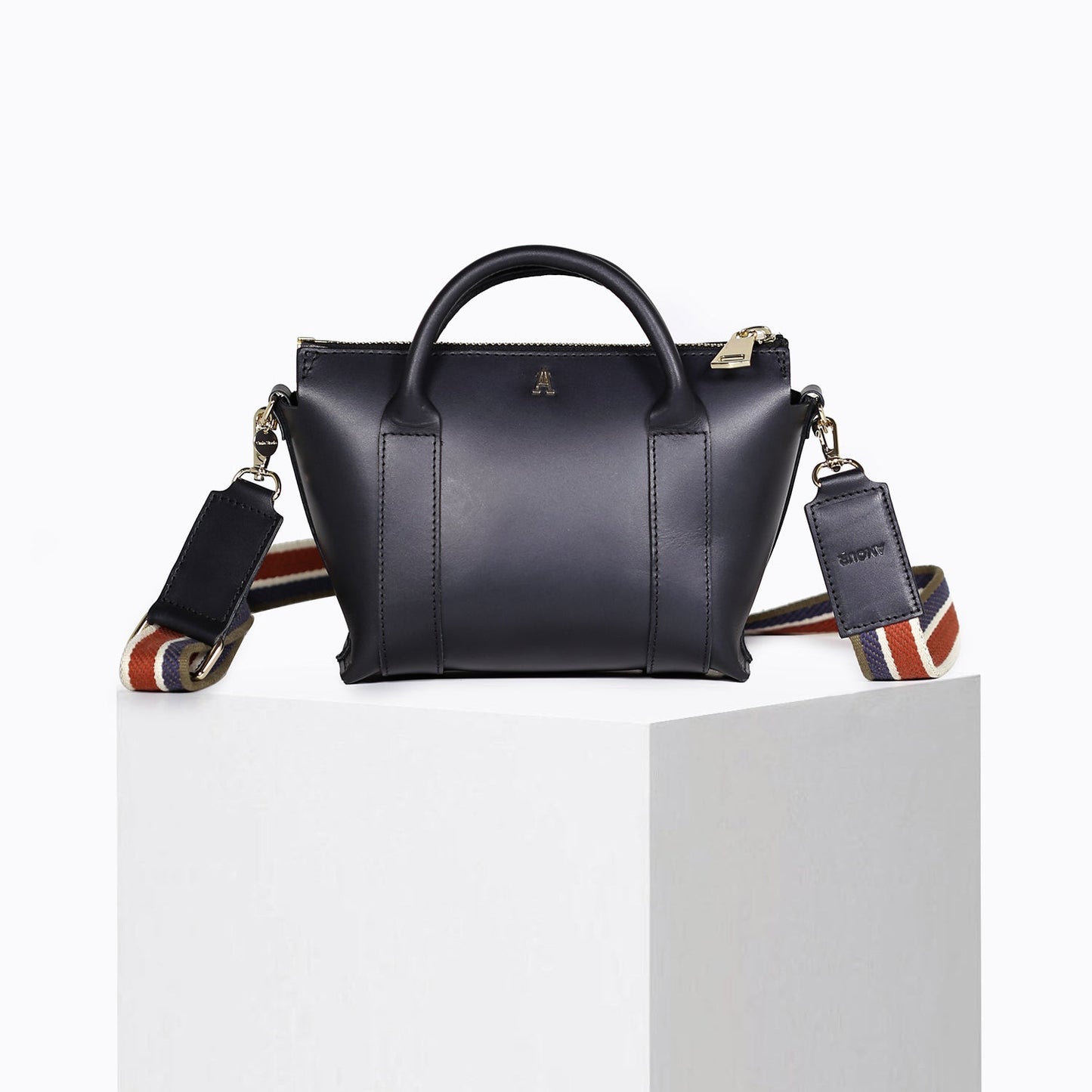 Bolso negro BARNA 74