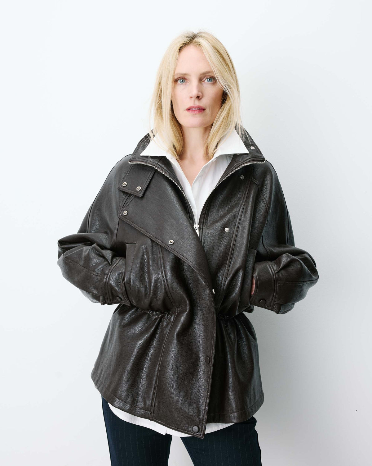 Chaqueta chocolate LAU