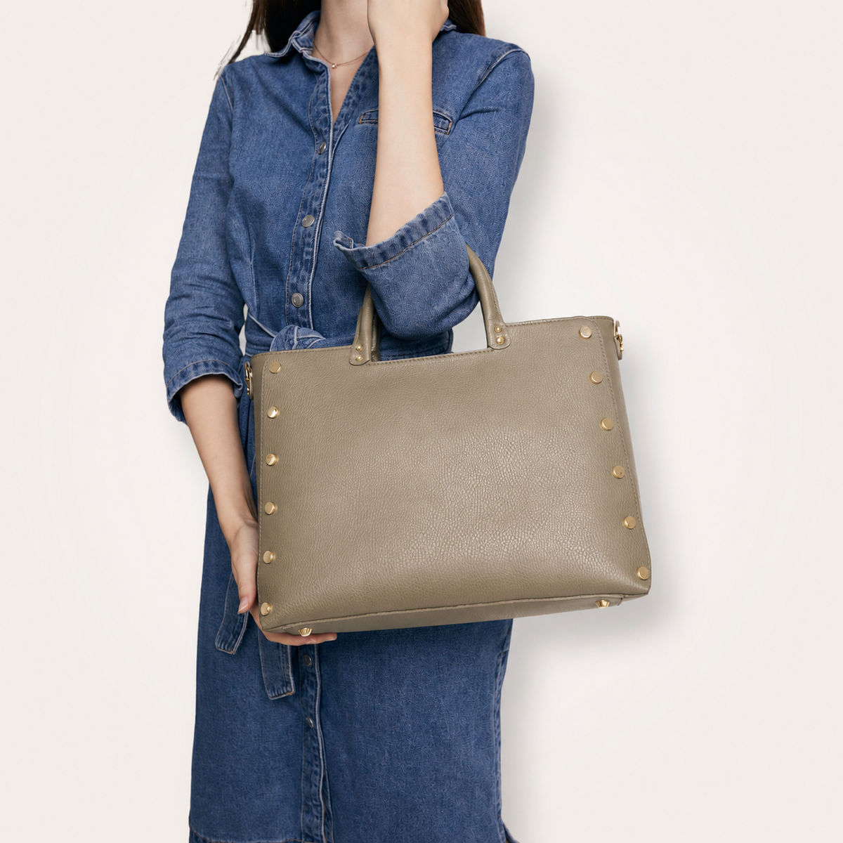 Bolso shopper tachuelas KIKA