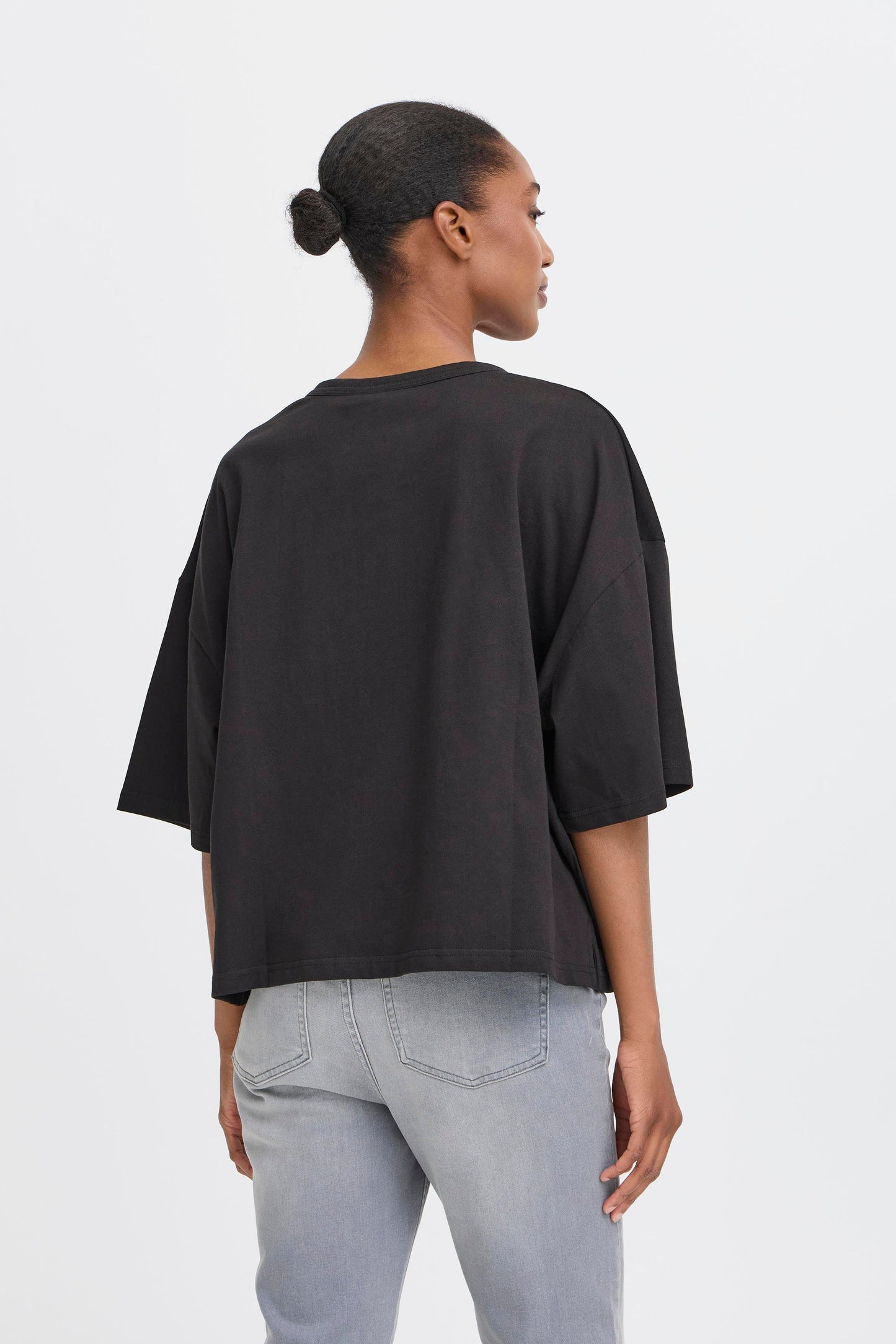 Camiseta extra loose negra BECCA