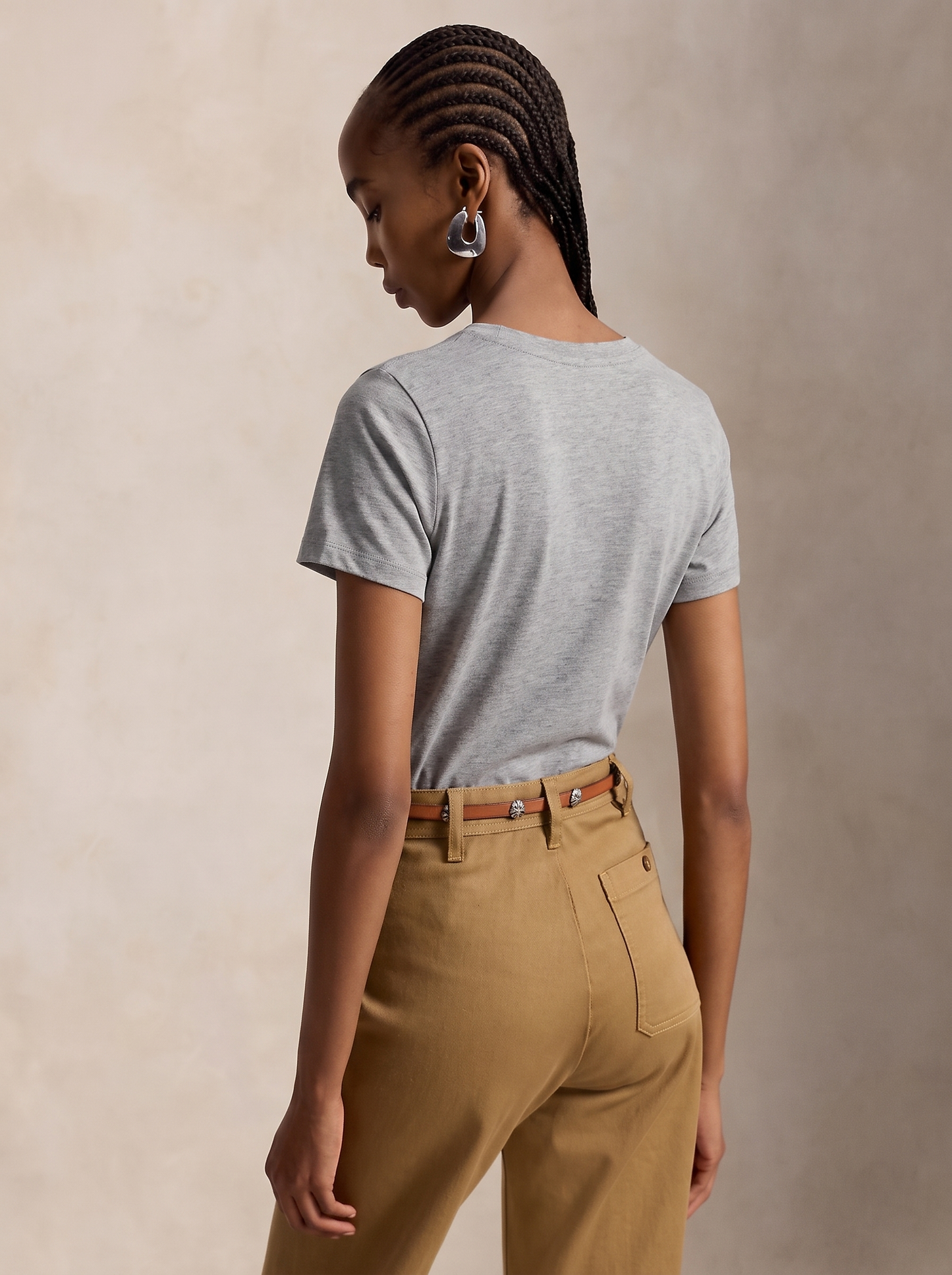Camiseta básica cuello pico PALMA gris