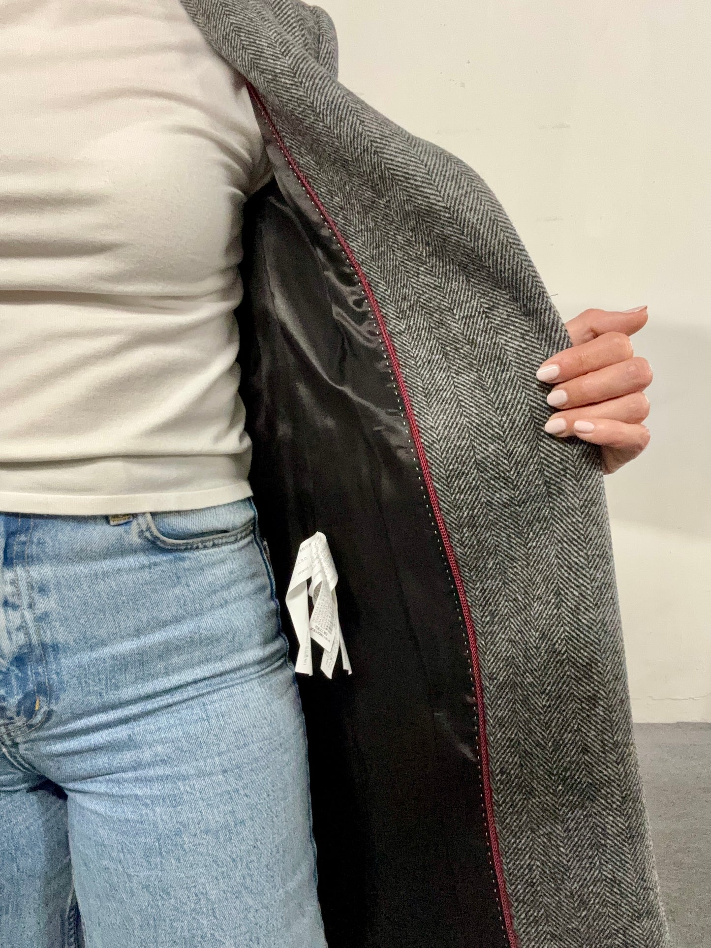 Abrigo con lana de espiga de Zara