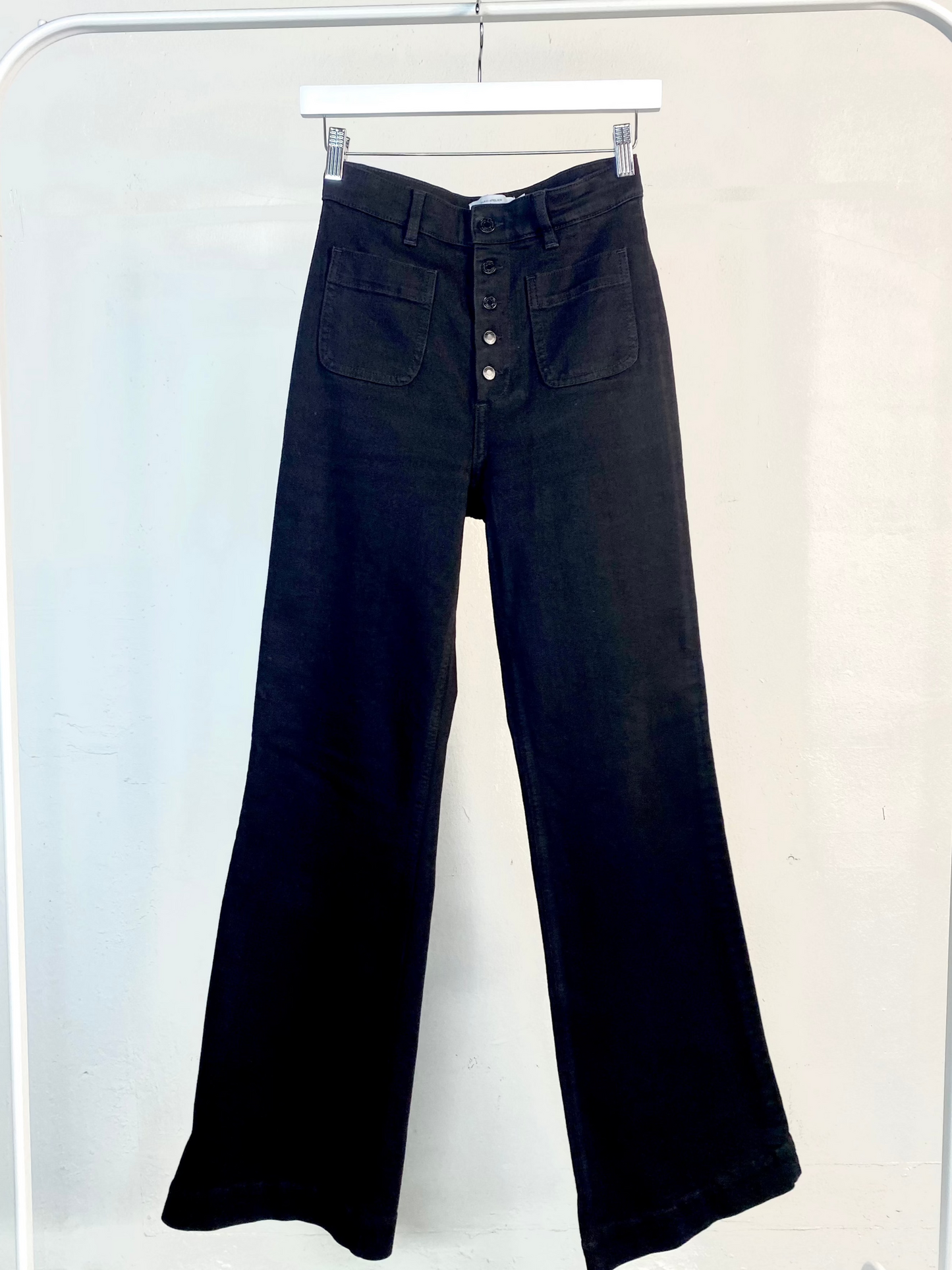 Pantalón ancho negro & Other Stories