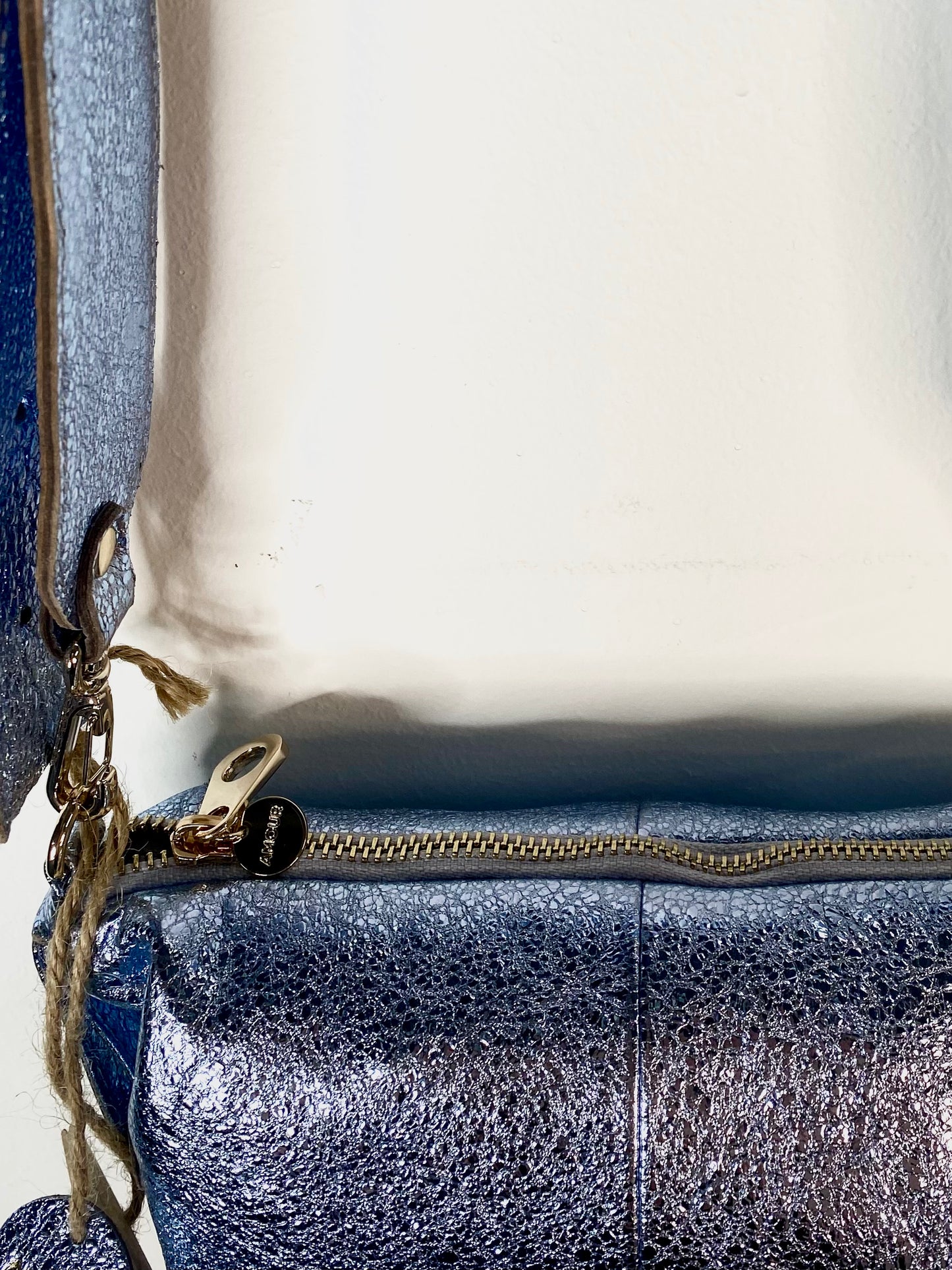 Bolso azul CIELO metalizado