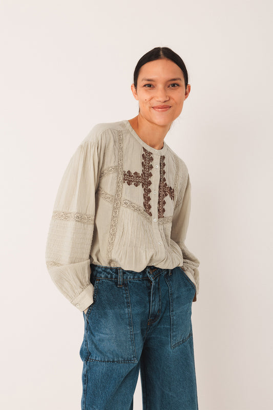 Camisa bordados BATIRTZE
