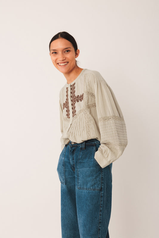 Camisa bordados BATIRTZE