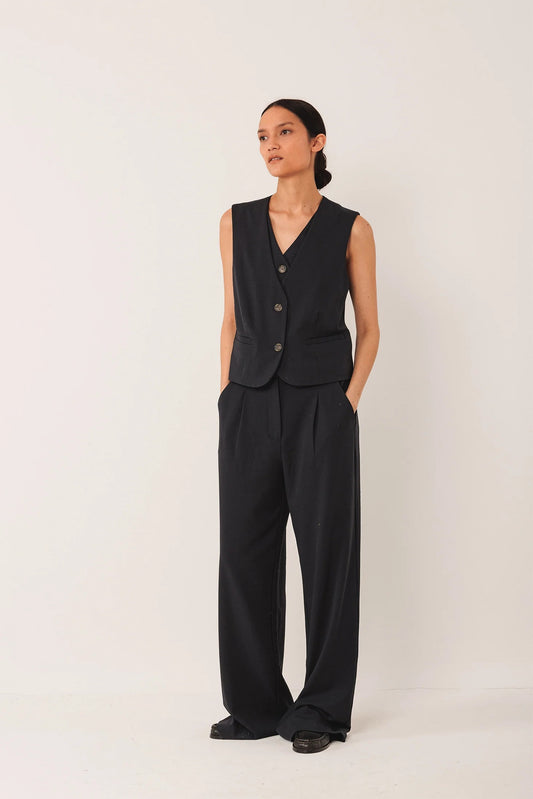 Pantalón de pinzas marino NOELIA