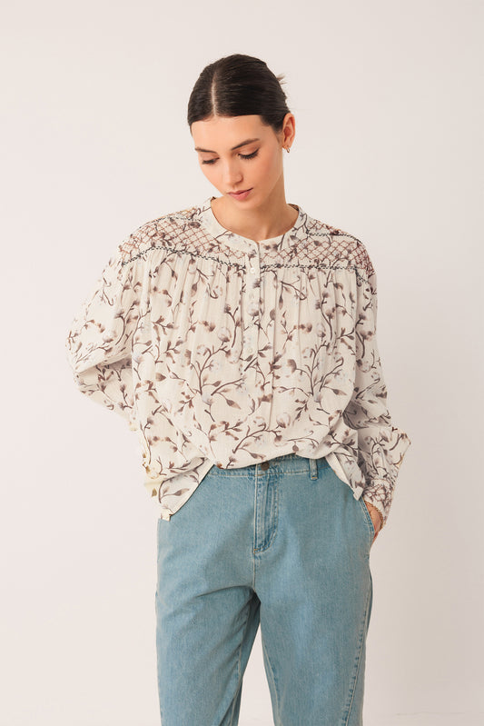 Blusa estampada smock BIANEY