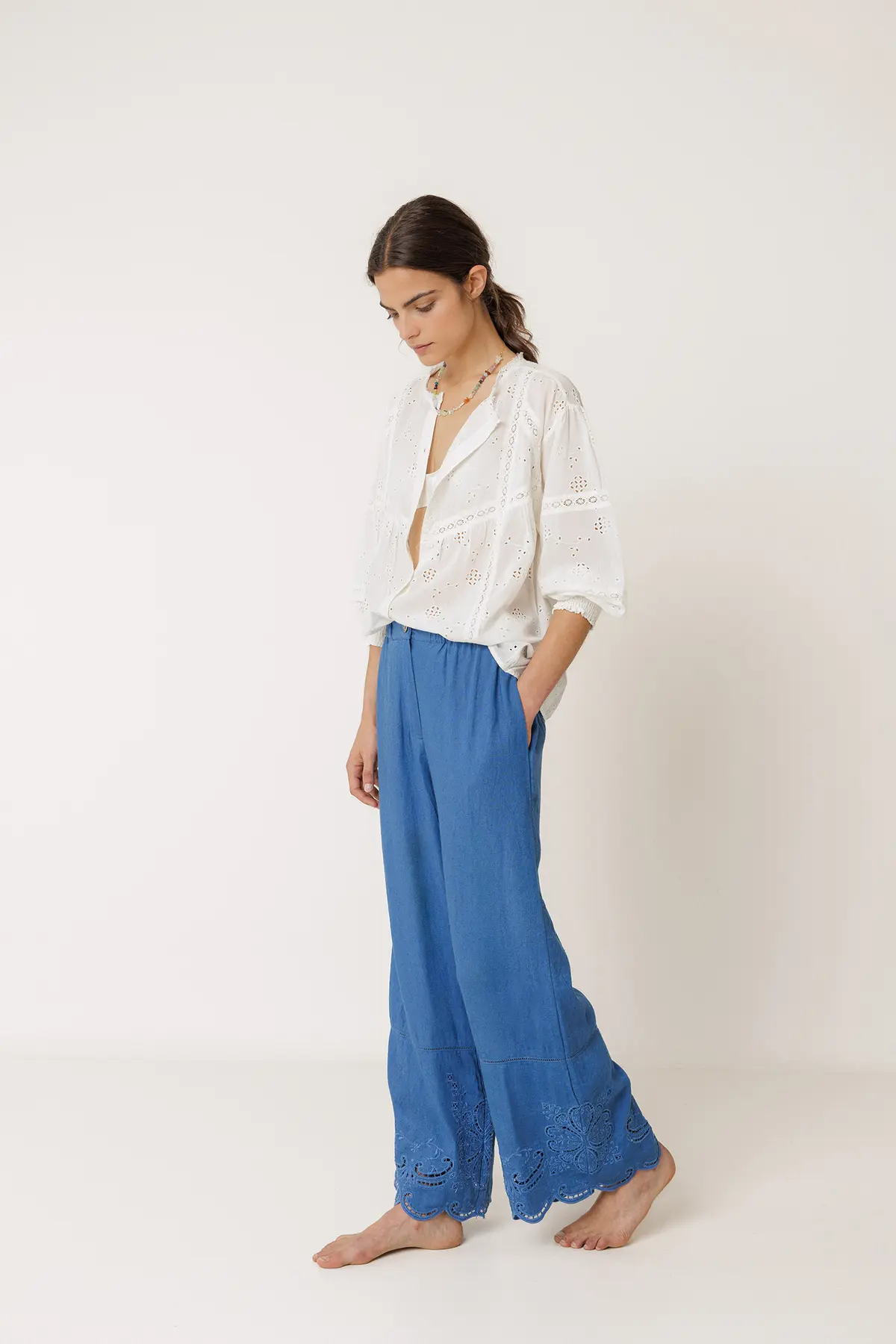 Pantalón bordado azul DENISSE