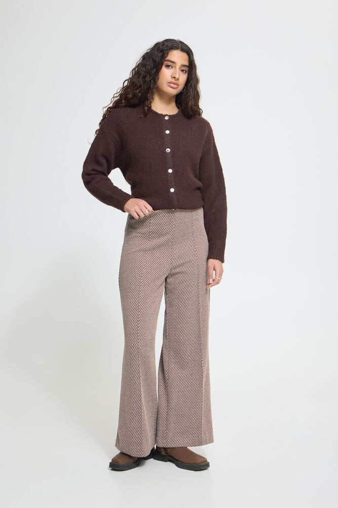 Pantalón pierna ancha LIWI