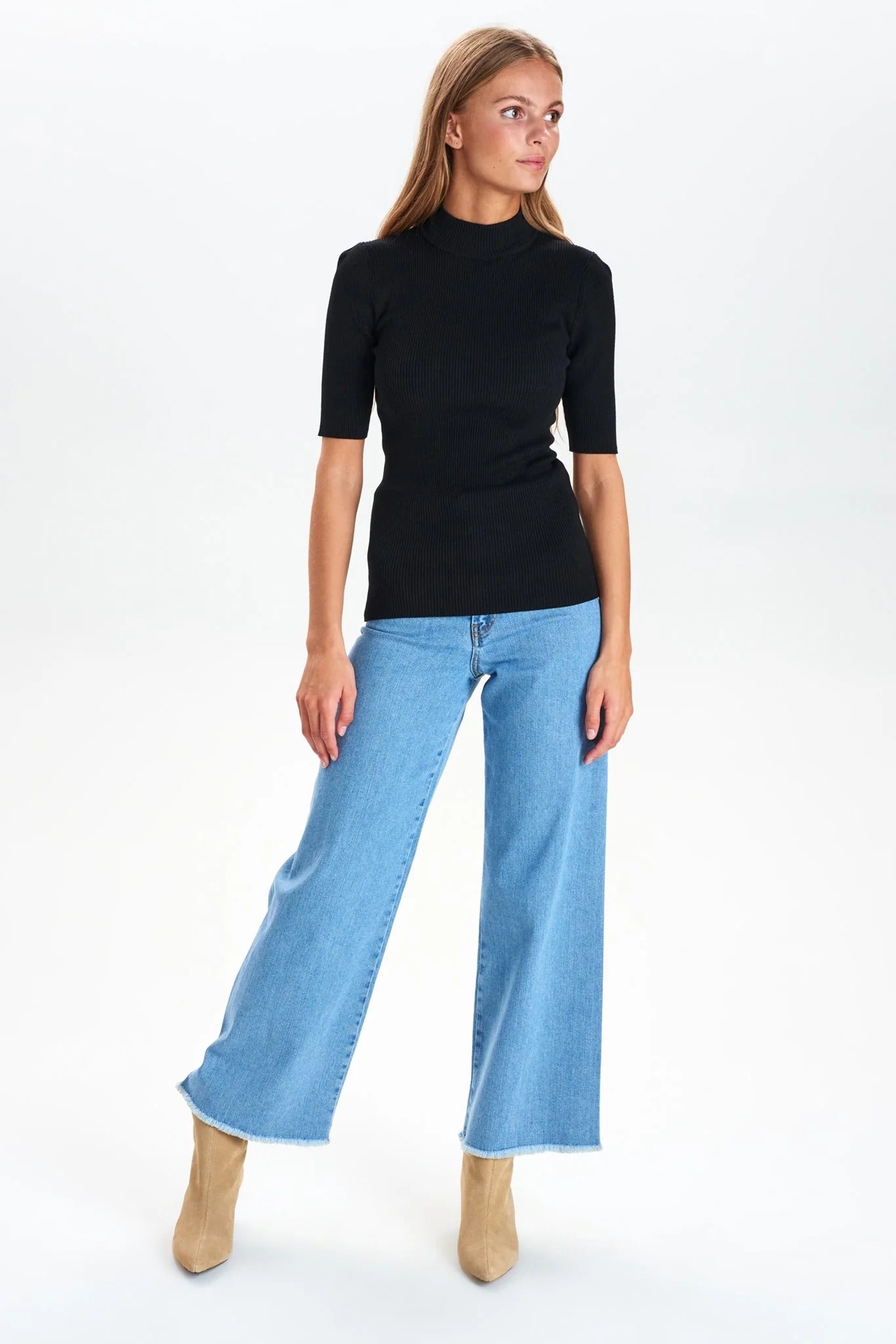 Jersey de canalé negro BEA