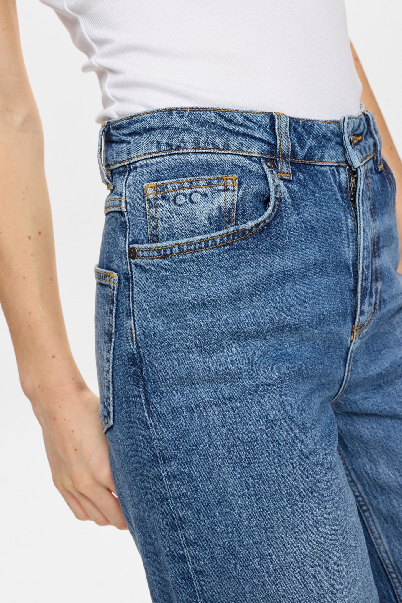 Vaquero wide leg de tiro alto PILAR