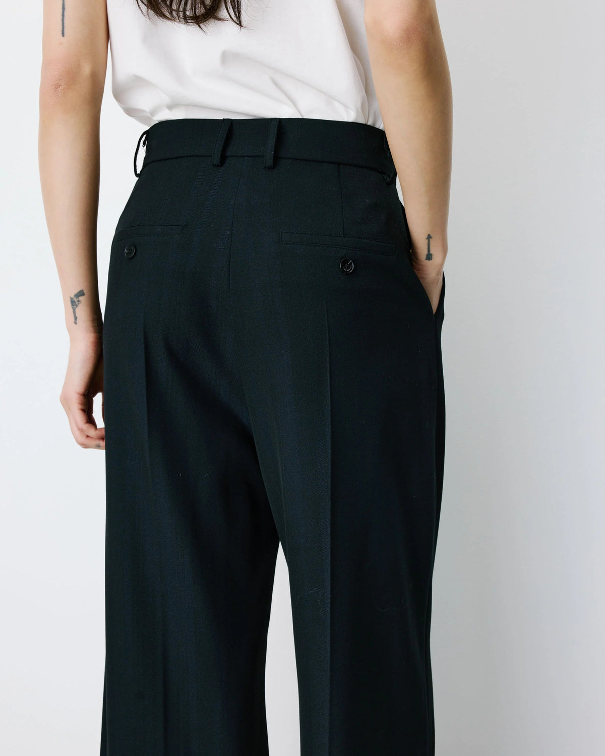 Pantalón crop marino LANTIS