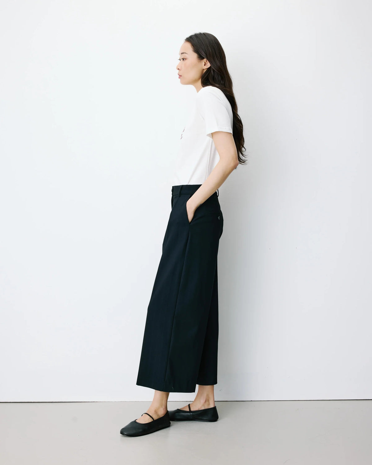 Pantalón crop marino LANTIS