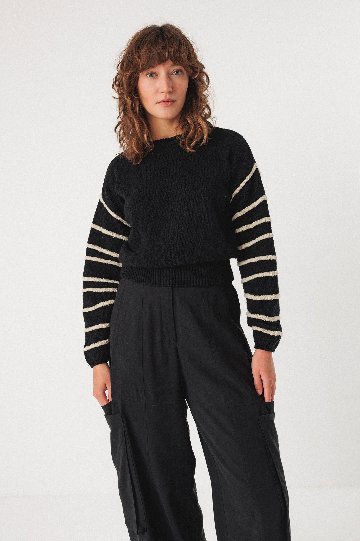 Jersey negro con rayas AITANA