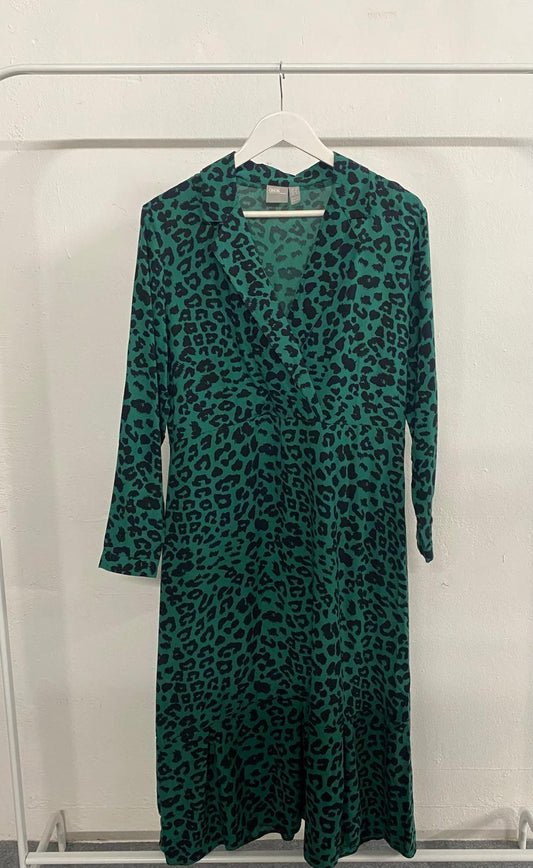 Vestido midi animal print verde