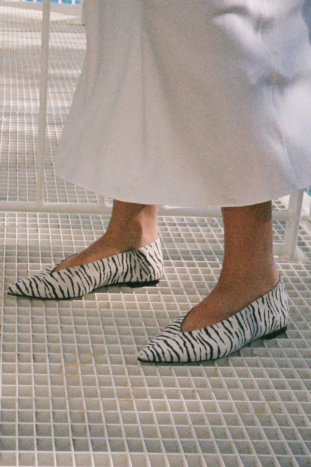 Bailarinas de piel de becerro estampado cebra