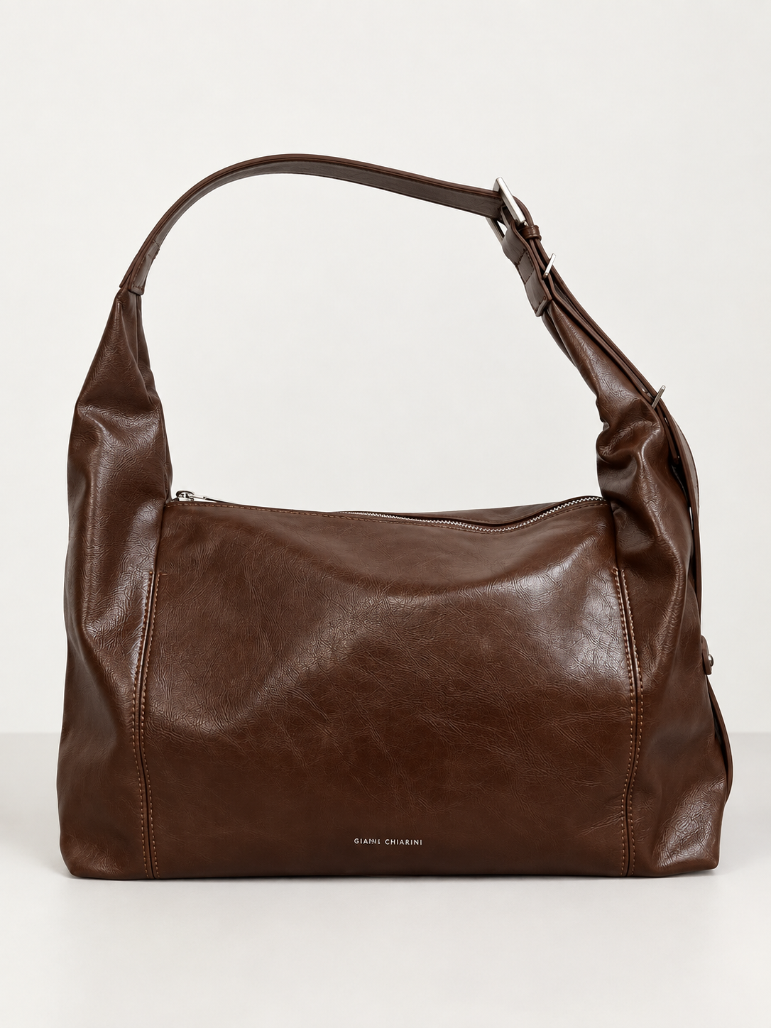 Bolso grande acharolado VIRGINIA
