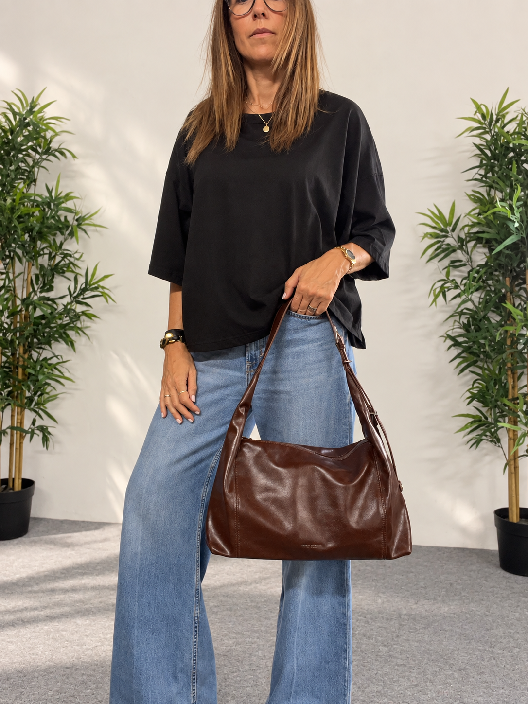 Bolso grande acharolado VIRGINIA